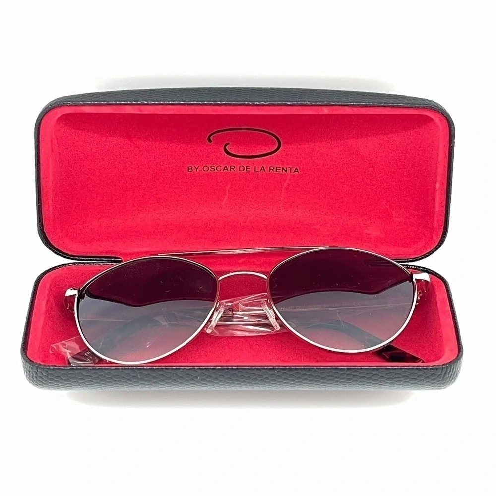 New Oscar De‎ La Renta sunglasses